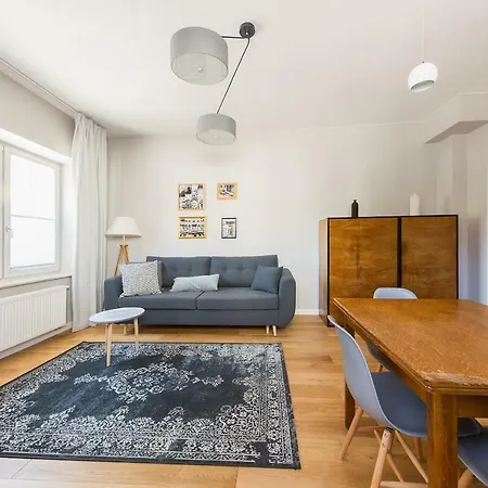 Shortstaypoland Srodkowa *