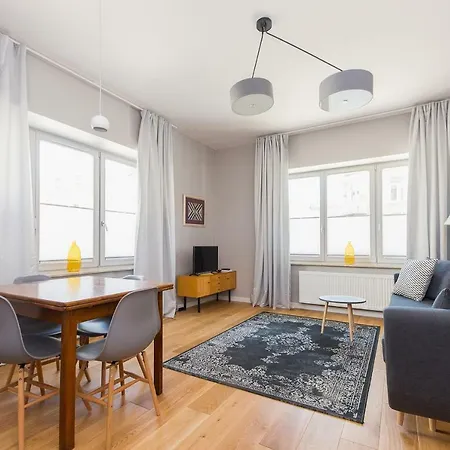 Shortstaypoland Srodkowa Warszawa